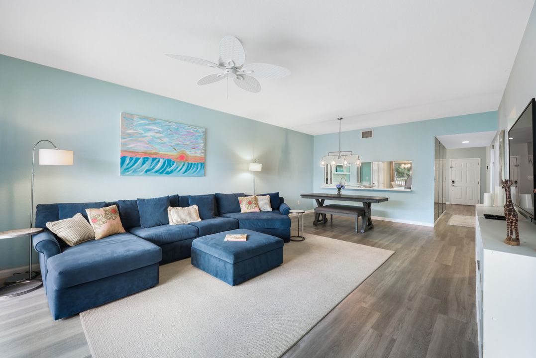 6030 Chardonnay Ln, Naples, FL 34119