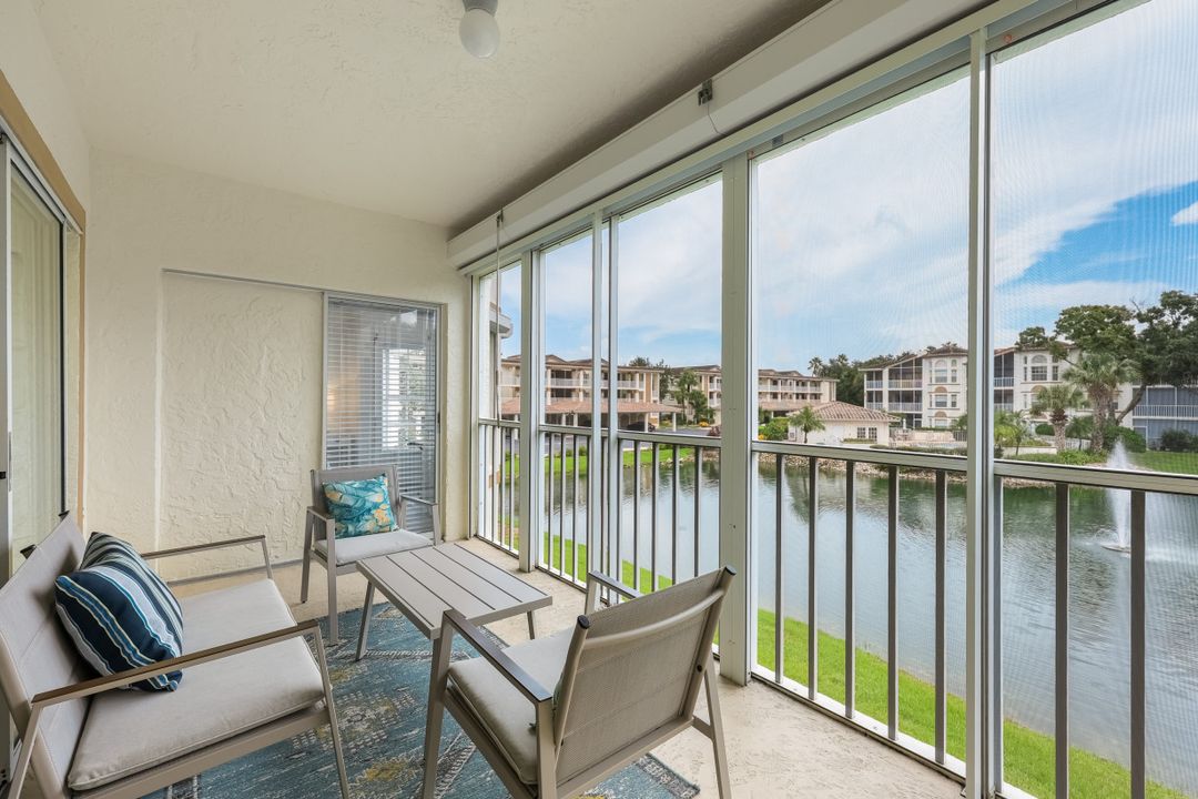 6030 Chardonnay Ln, Naples, FL 34119