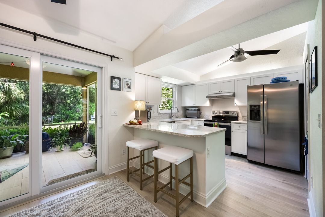 6037 Westport Ln, Naples, FL 34116