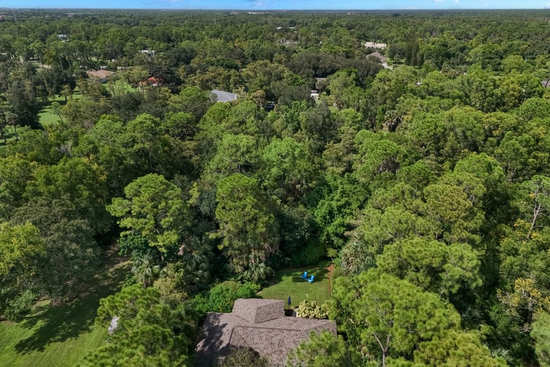 6037 Westport Ln, Naples, FL 34116