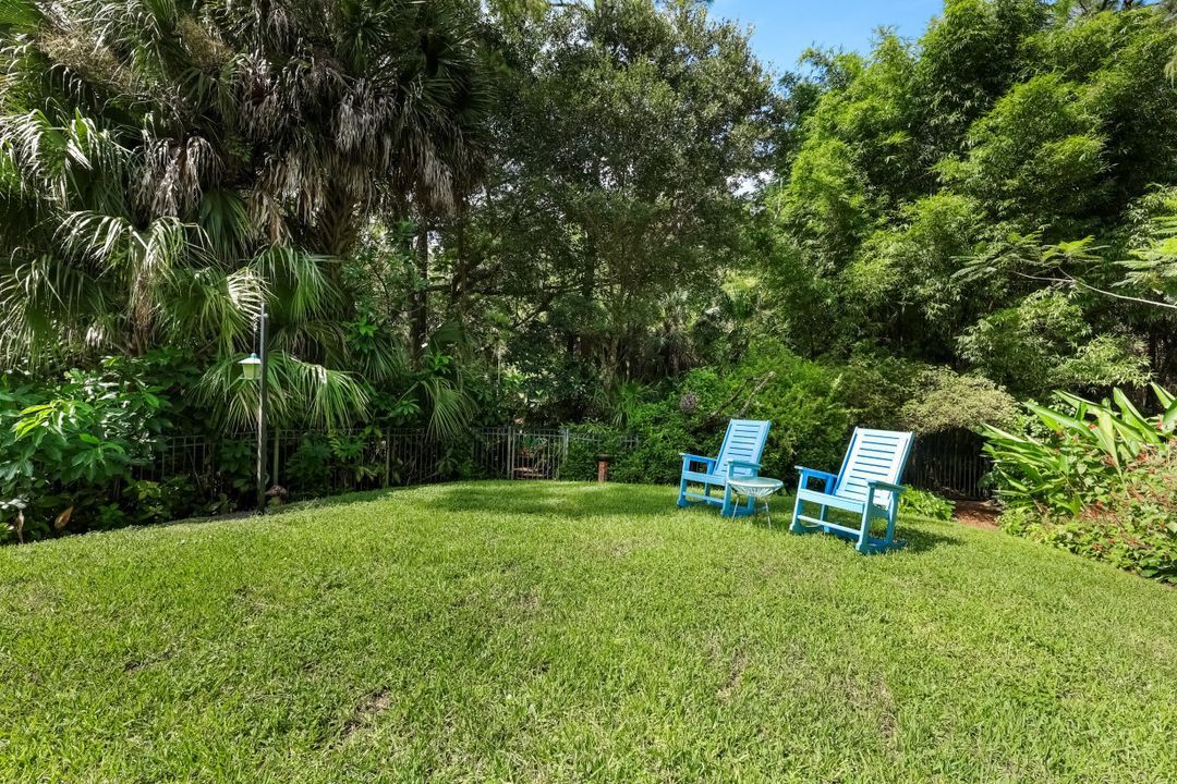 6037 Westport Ln, Naples, FL 34116