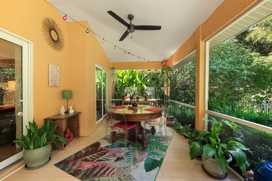 6037 Westport Ln, Naples, FL 34116