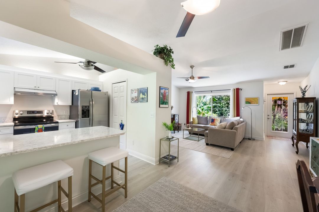 6037 Westport Ln, Naples, FL 34116