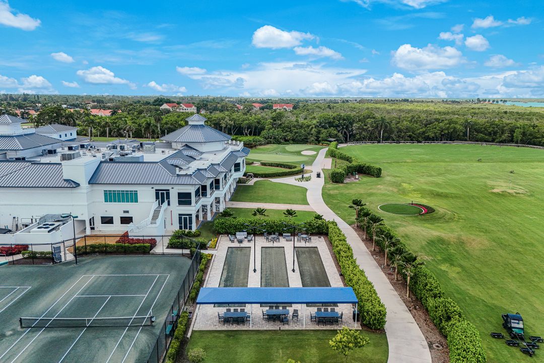 2534 Windward Ct #15-101, Naples, FL 34112
