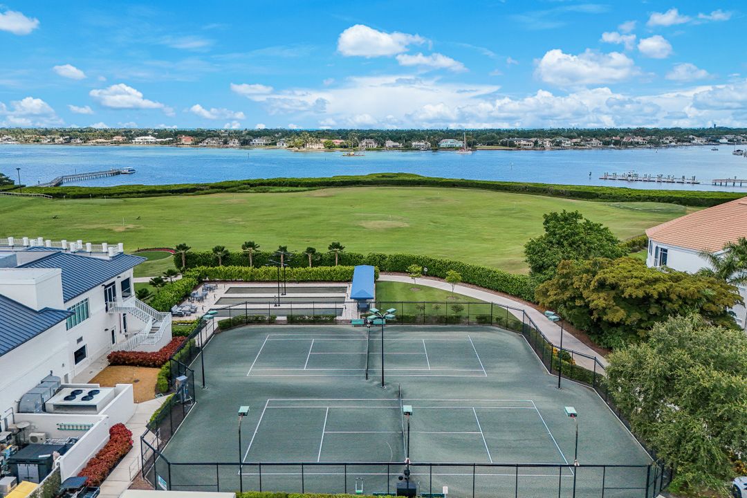 2534 Windward Ct #15-101, Naples, FL 34112