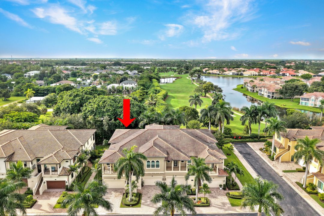 2534 Windward Ct #15-101, Naples, FL 34112