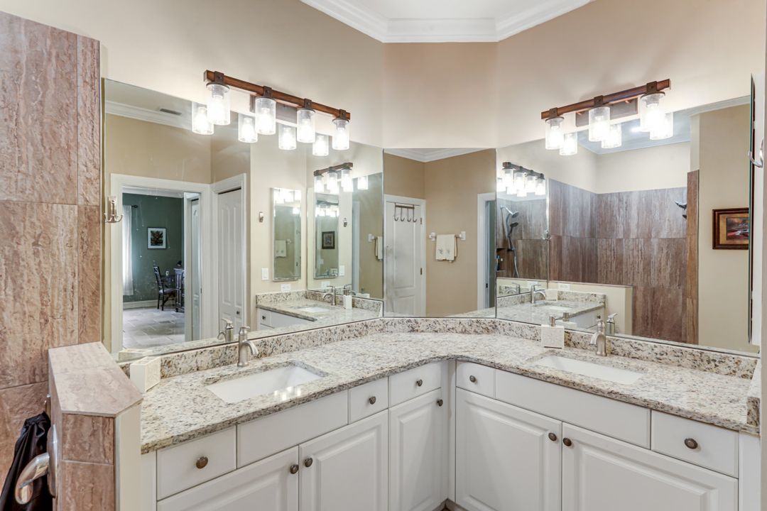 13642 Lucera Ct, Estero, FL 33928