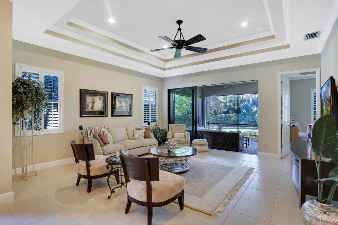 9169 Isla Bella Cir, Bonita Springs, FL 34135