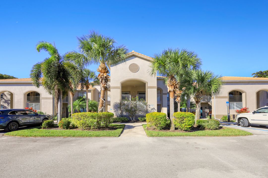 21251 Bella Terra Blvd, Estero, FL 33928