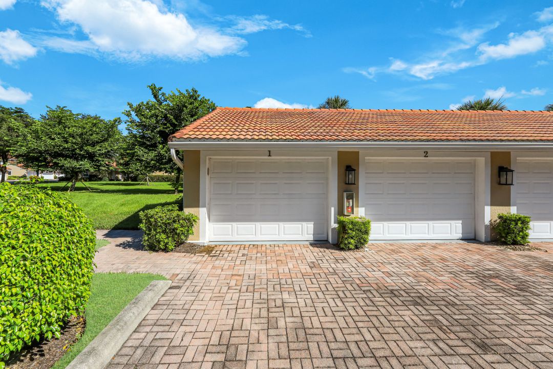 2373 Hidden Lake Ct #1, Naples, FL 34112