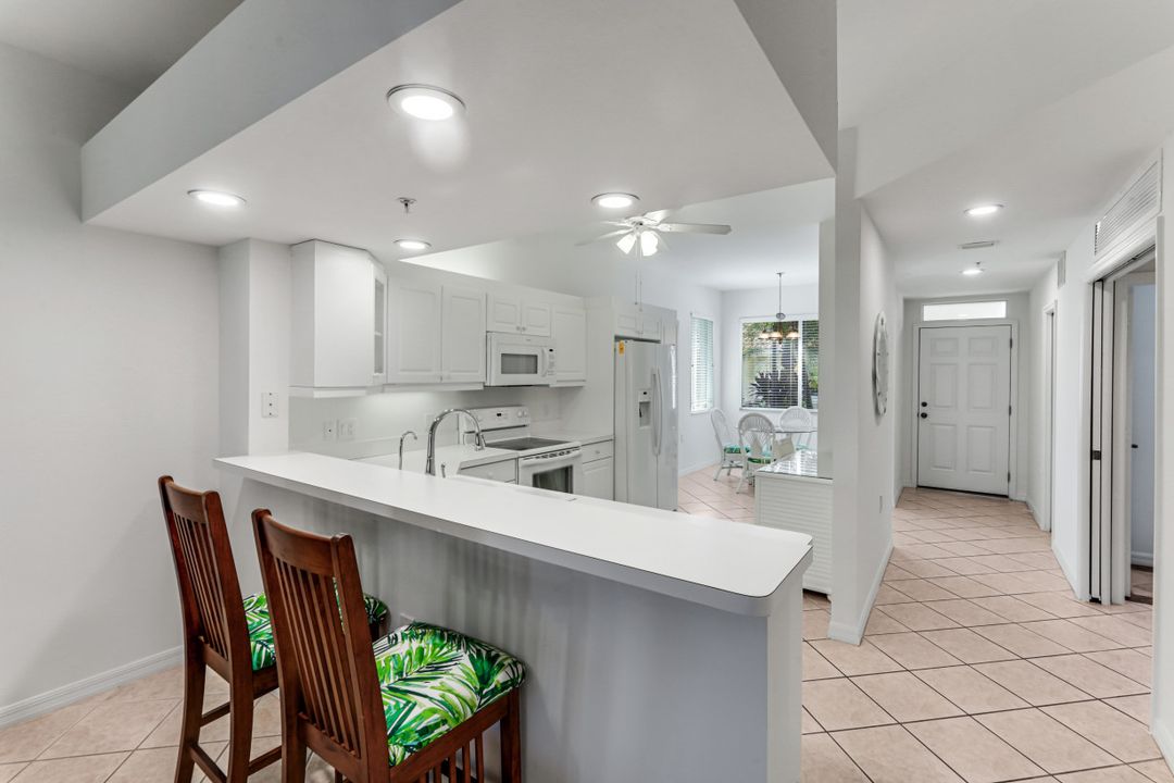 2373 Hidden Lake Ct #1, Naples, FL 34112