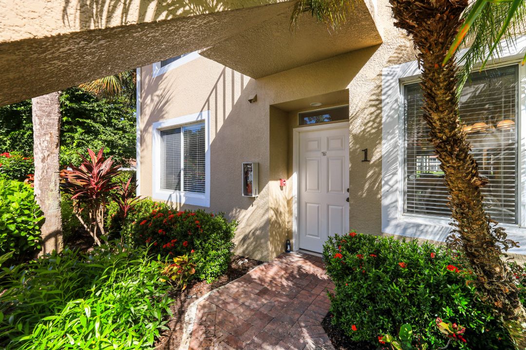 2373 Hidden Lake Ct #1, Naples, FL 34112