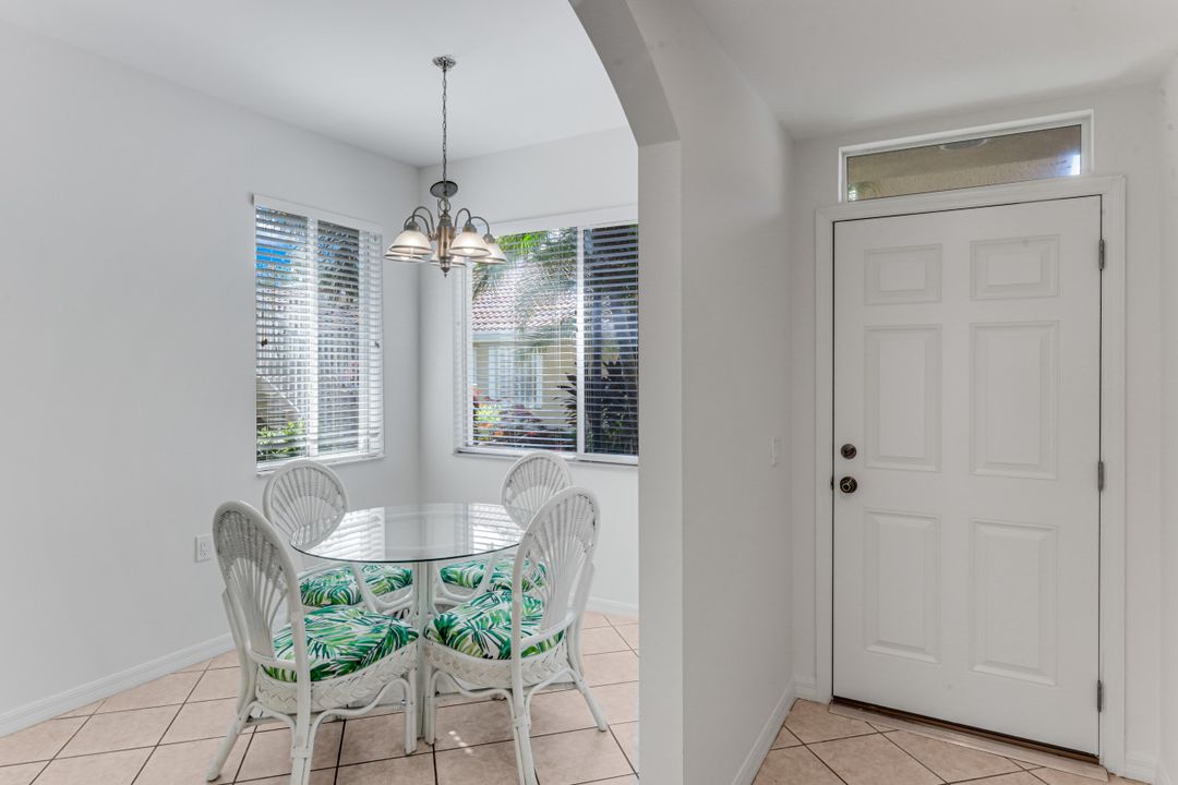 2373 Hidden Lake Ct #1, Naples, FL 34112