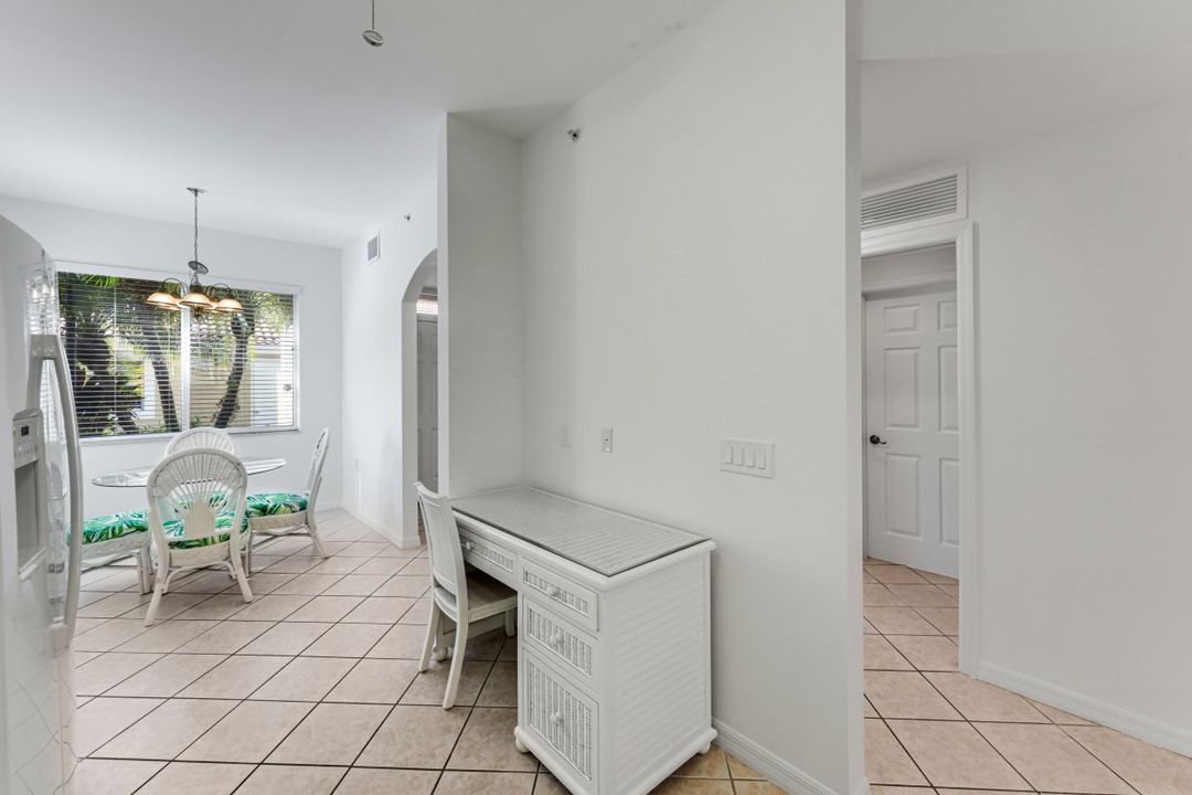 2373 Hidden Lake Ct #1, Naples, FL 34112