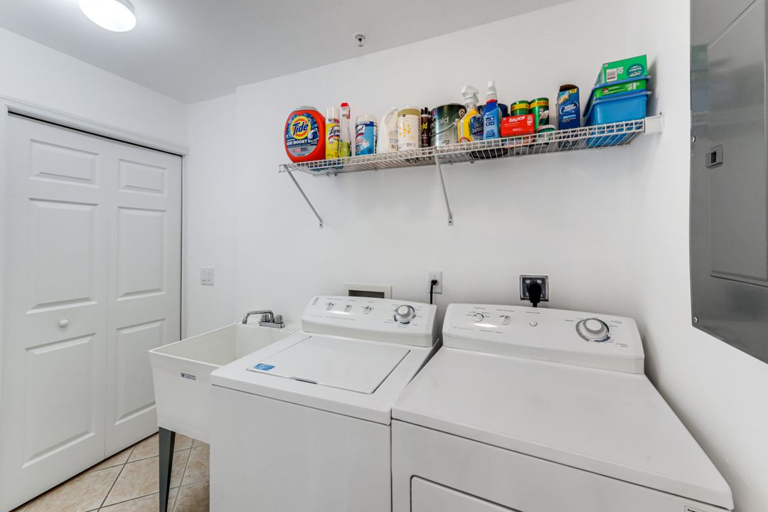 2373 Hidden Lake Ct #1, Naples, FL 34112