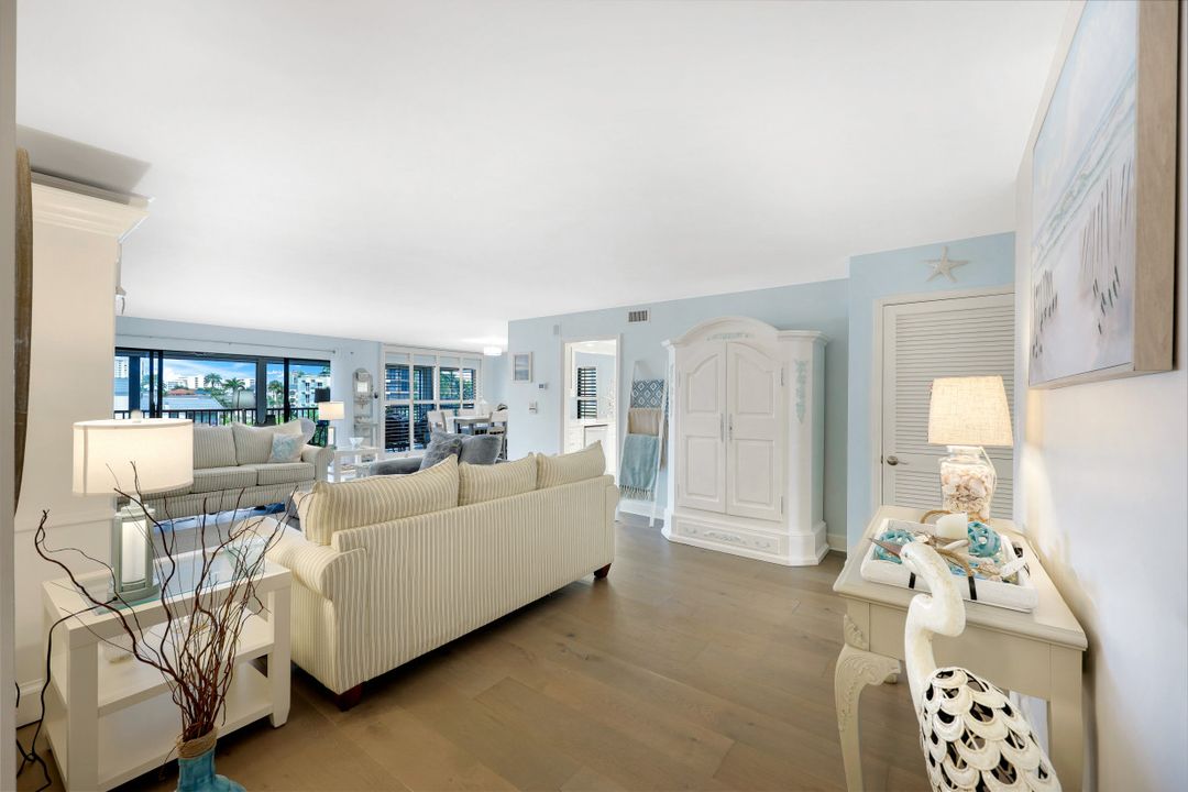 910 Panama Ct #302, Marco Island, FL 34145