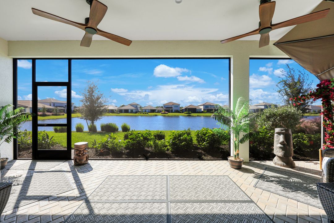 4065 Aquila Pl, Naples, FL 34120