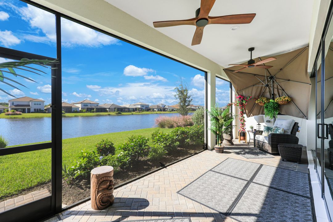 4065 Aquila Pl, Naples, FL 34120