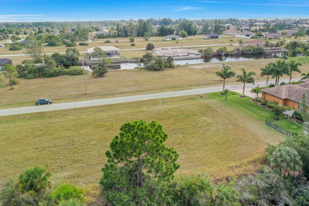 2370 NW 39th Ave, Cape Coral, FL 33993