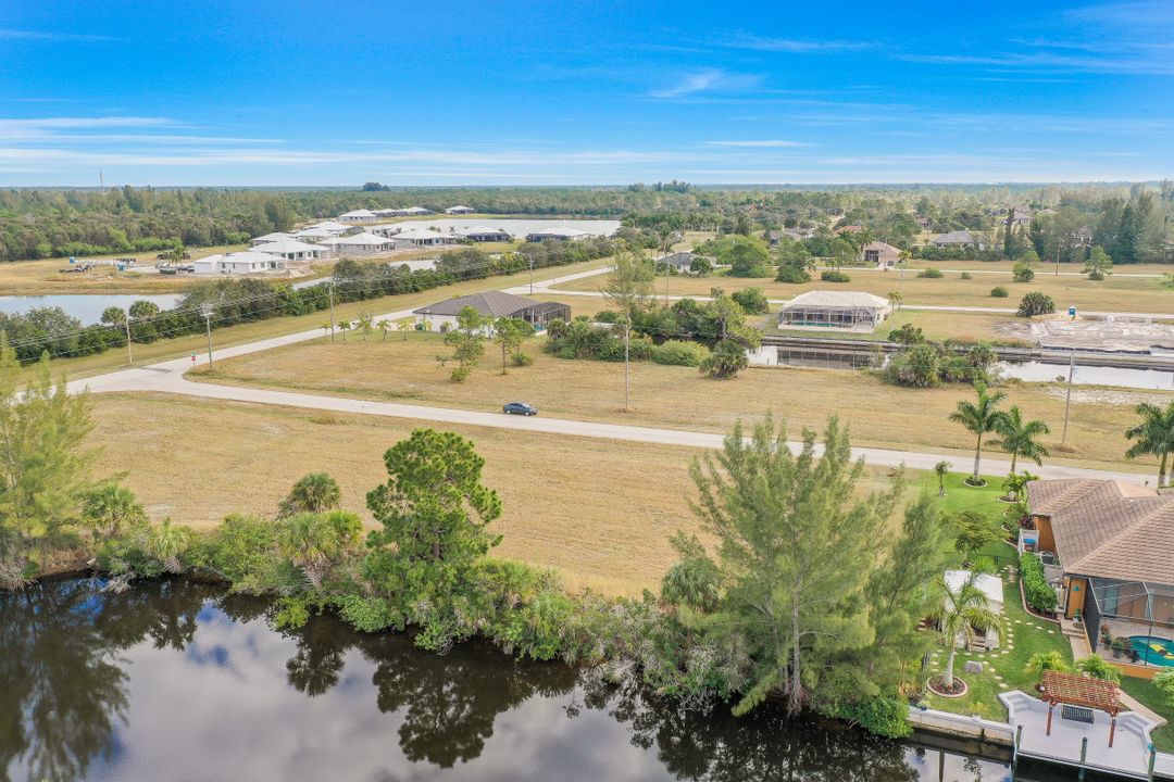 2370 NW 39th Ave, Cape Coral, FL 33993