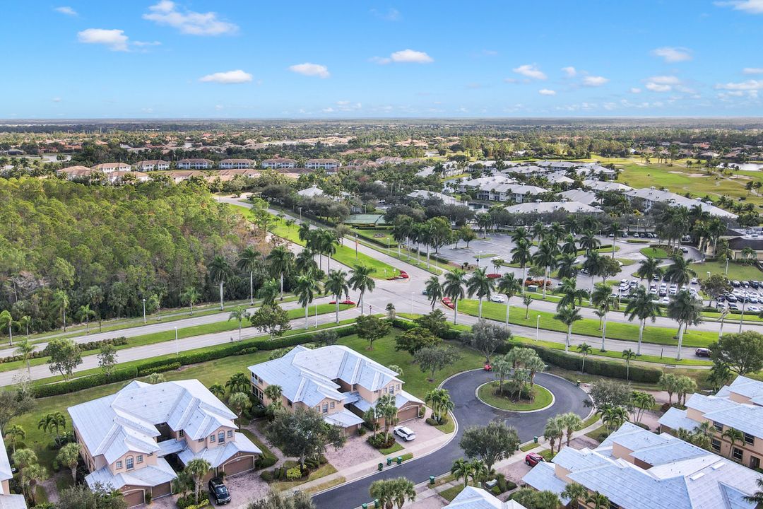 6864 Ascot Dr #102, Naples, FL 34113