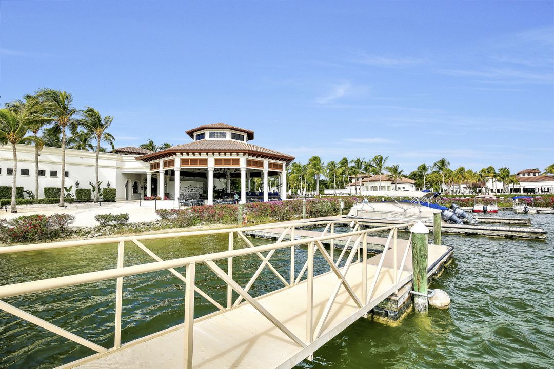 10723 Mirasol Dr #306, Miromar Lakes, FL 33913
