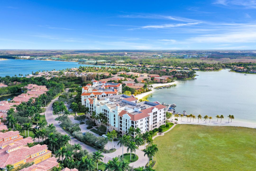 10723 Mirasol Dr #306, Miromar Lakes, FL 33913