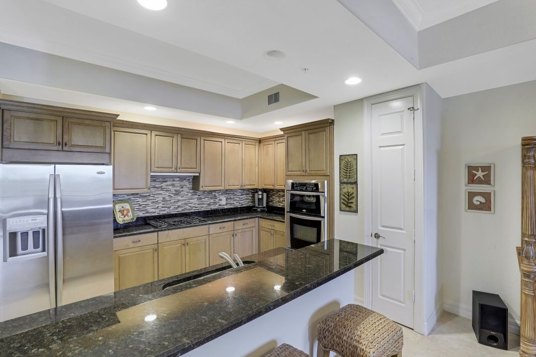 10723 Mirasol Dr #306, Miromar Lakes, FL 33913