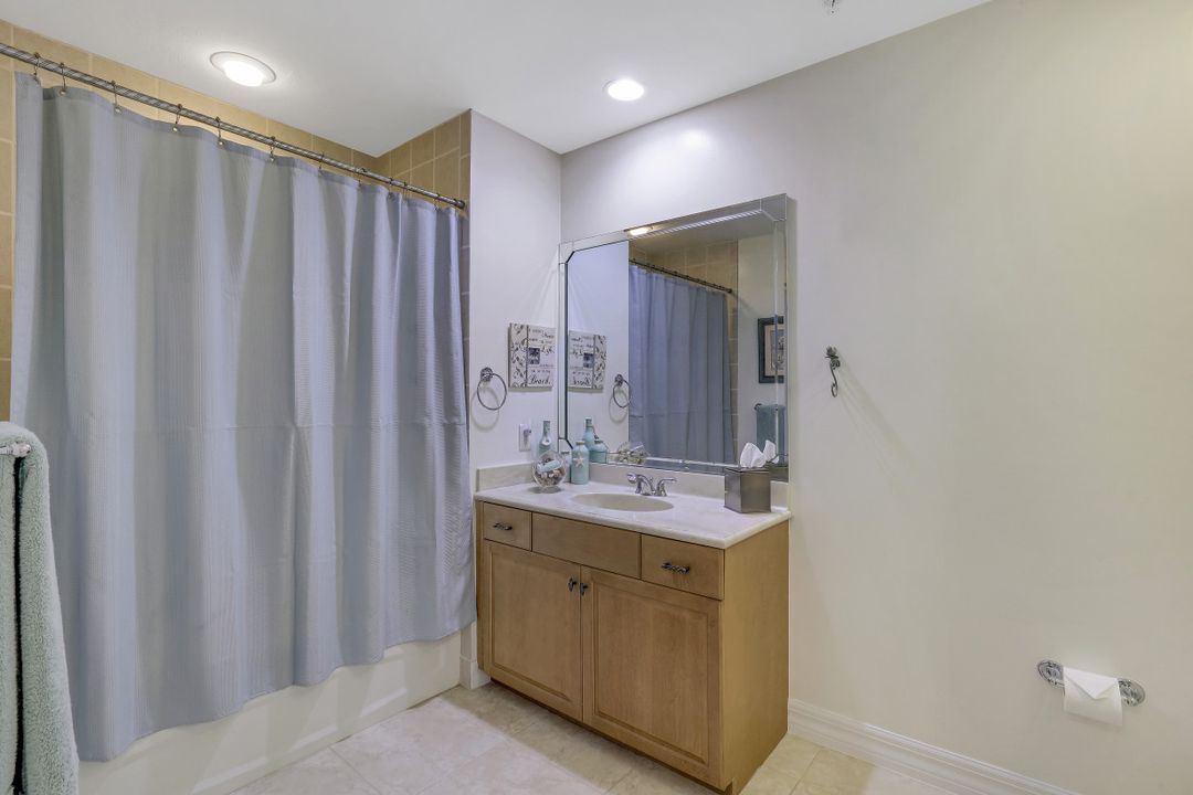 10723 Mirasol Dr #306, Miromar Lakes, FL 33913