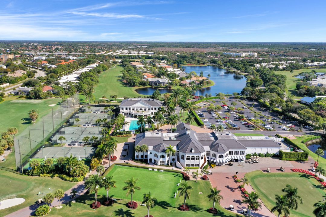 237 Charleston Ct, Naples, FL 34110