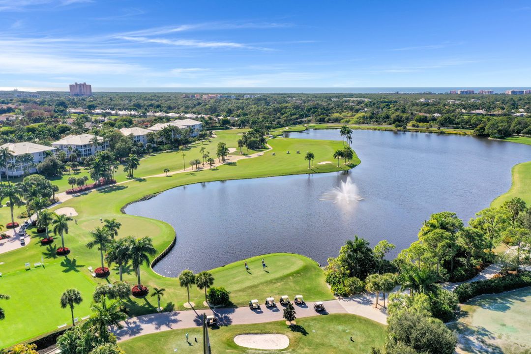 237 Charleston Ct, Naples, FL 34110