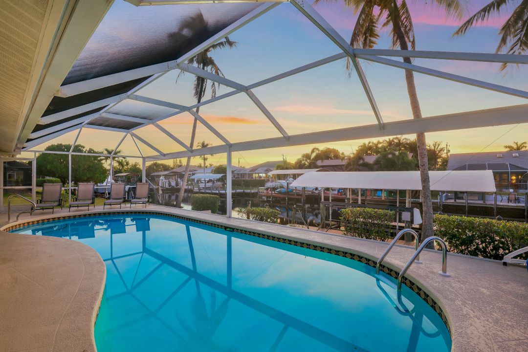 5002 SW 11th Pl, Cape Coral, FL 33914