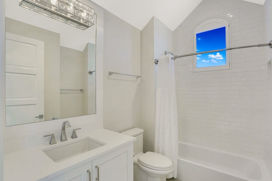 16610 Firenze Way, Naples, FL 34110