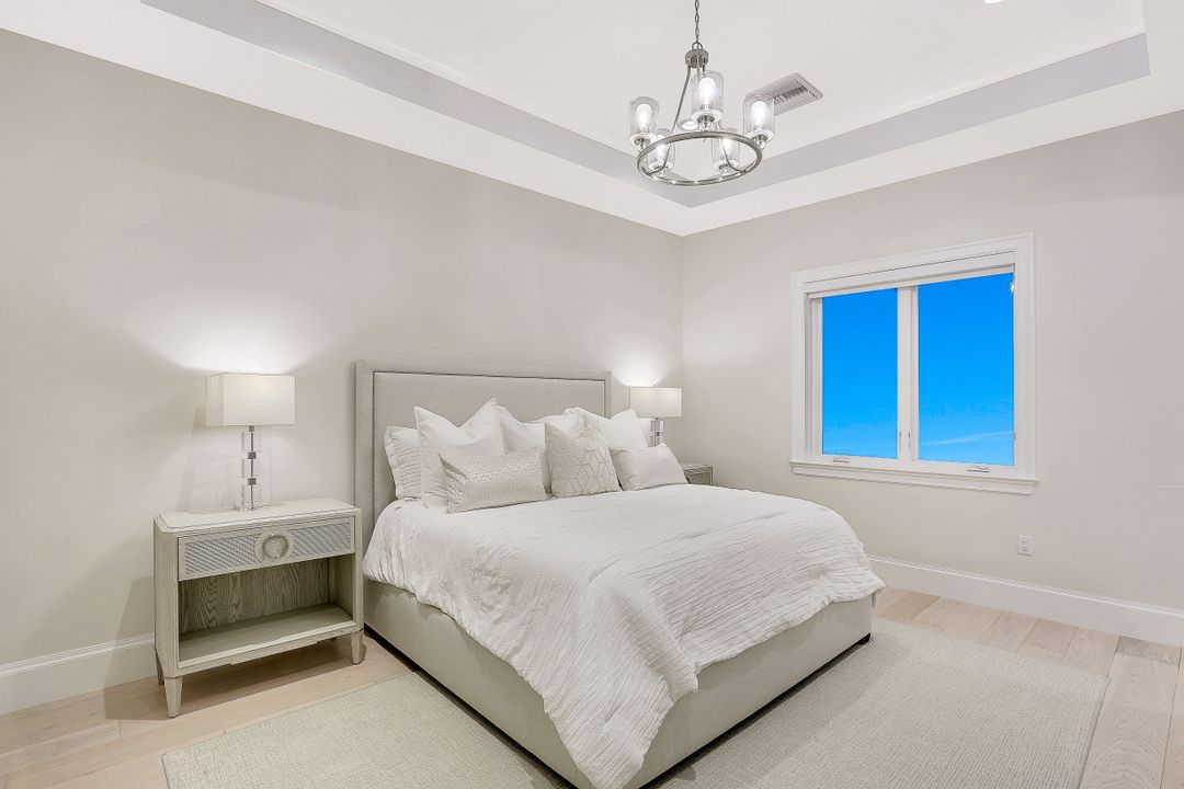 16610 Firenze Way, Naples, FL 34110