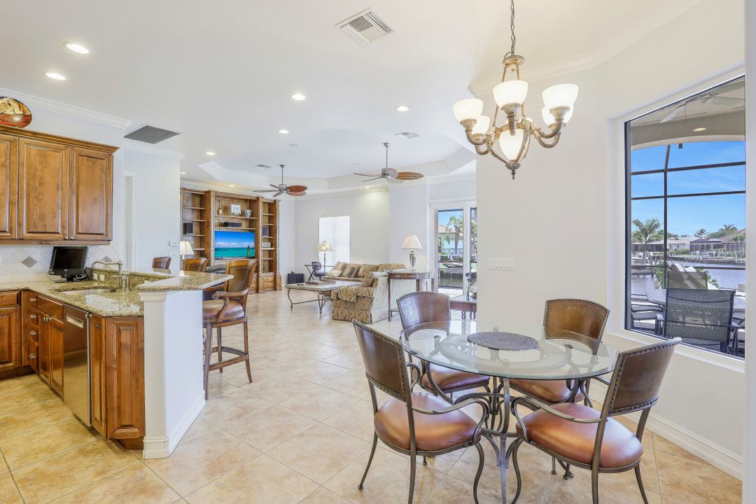 99 Gulfport Ct, Marco Island, FL 34145