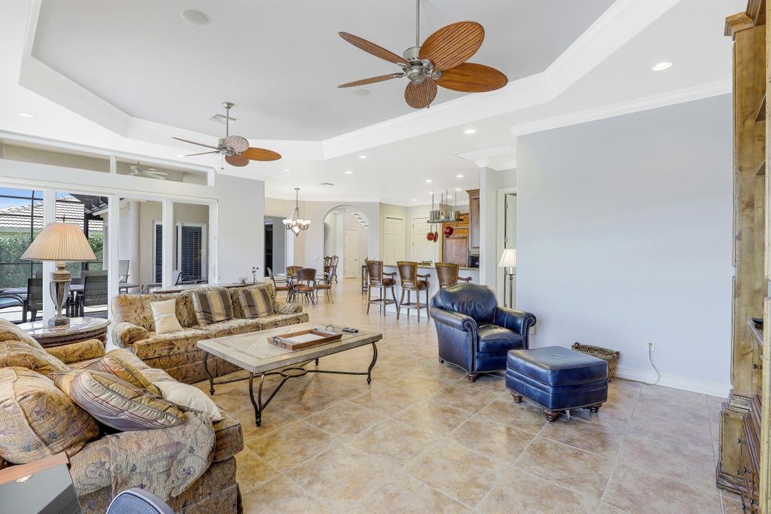 99 Gulfport Ct, Marco Island, FL 34145