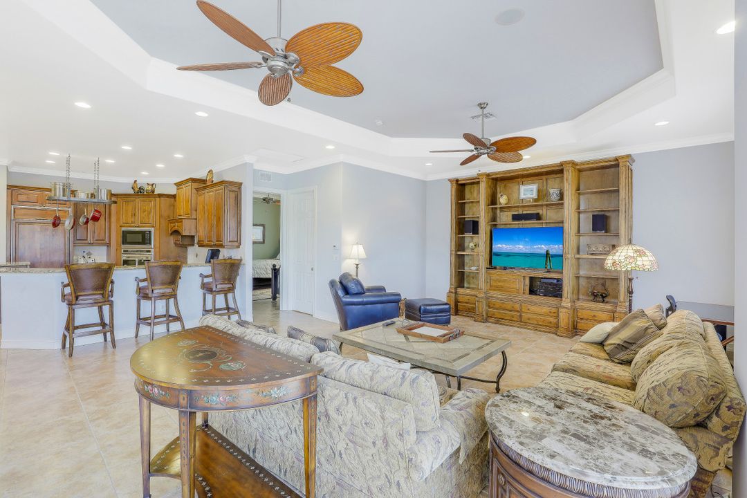 99 Gulfport Ct, Marco Island, FL 34145