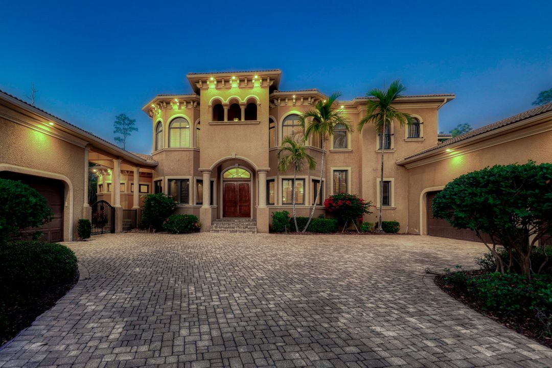 15991 Old Wedgewood Ct, Fort Myers, FL 33908