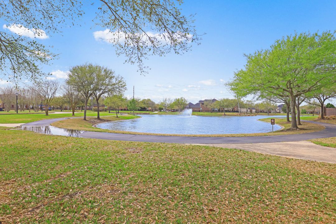 6106 Barkermist Ln, Katy, TX 77450