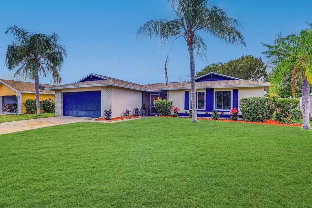 4004 SE 1st Ct, Cape Coral, FL 33904