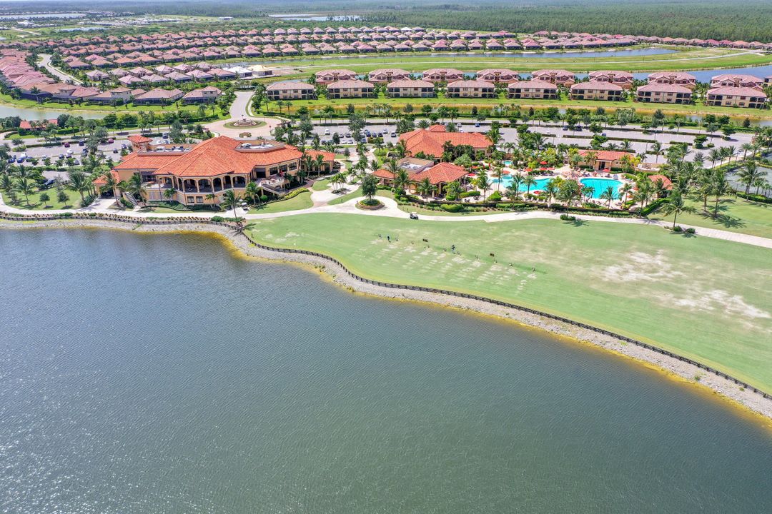 28520 Longford Ct, Bonita Springs, FL 34135