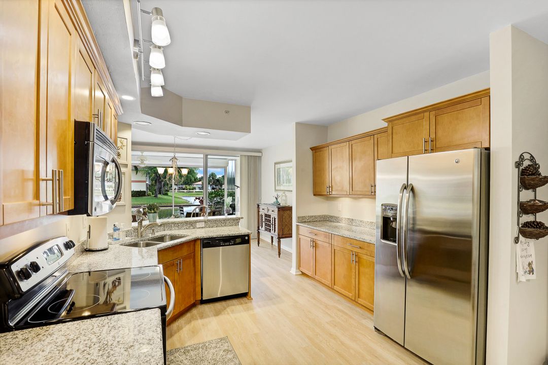 7576 Oleander Gate Dr #103, Naples, FL 34109