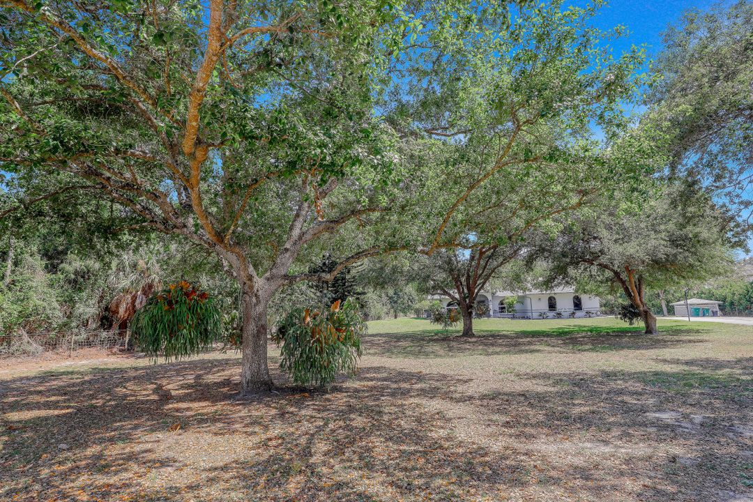 4530 7th Ave SW, Naples, FL 34119