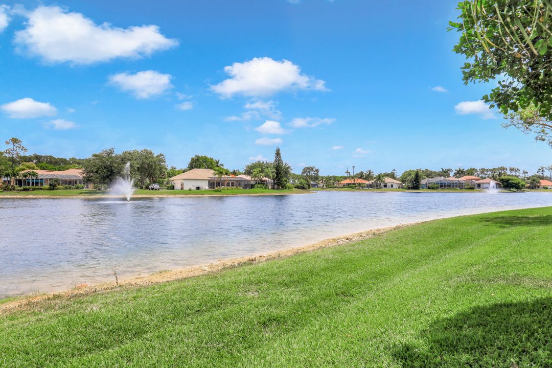 8172 Lowbank Dr, Naples, FL 34109