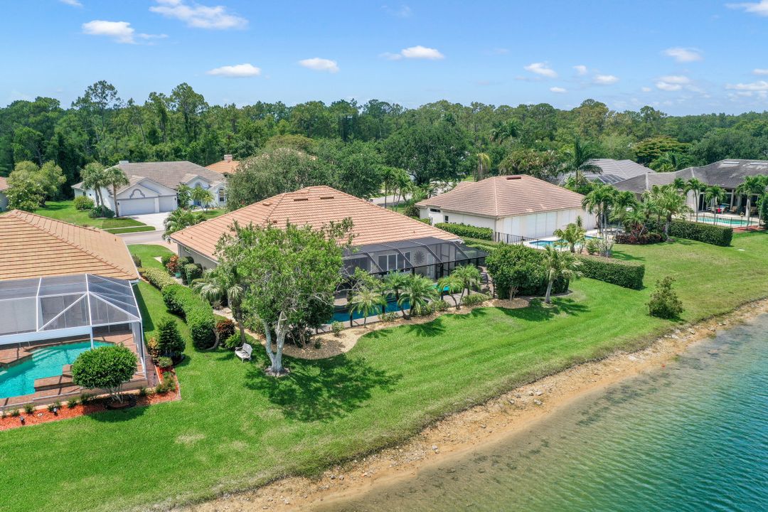 8172 Lowbank Dr, Naples, FL 34109