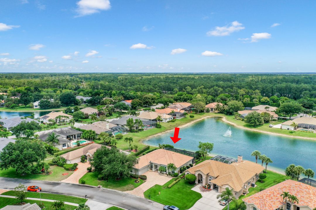 8172 Lowbank Dr, Naples, FL 34109