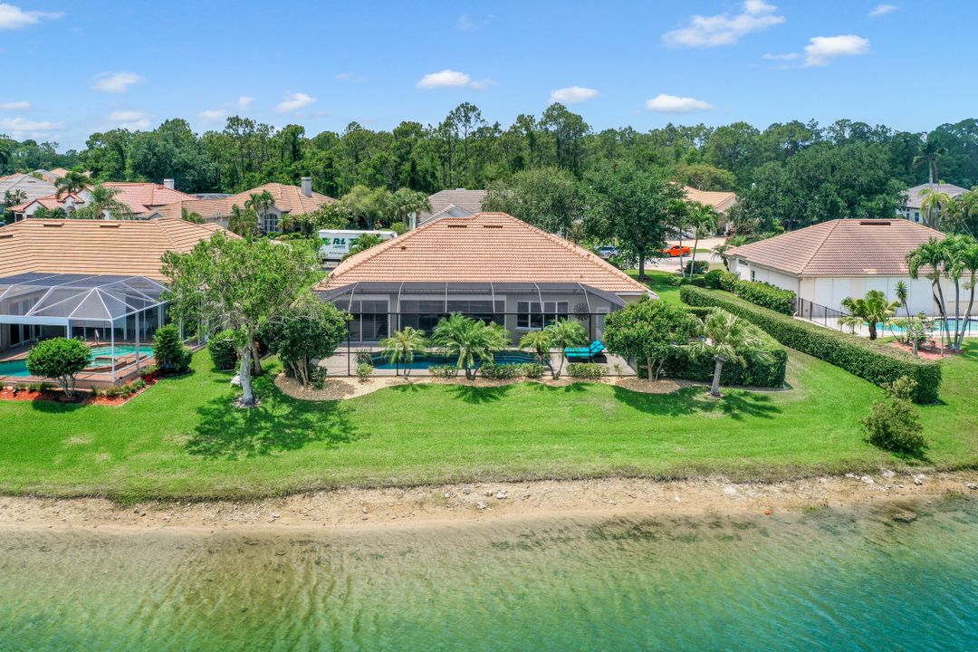 8172 Lowbank Dr, Naples, FL 34109