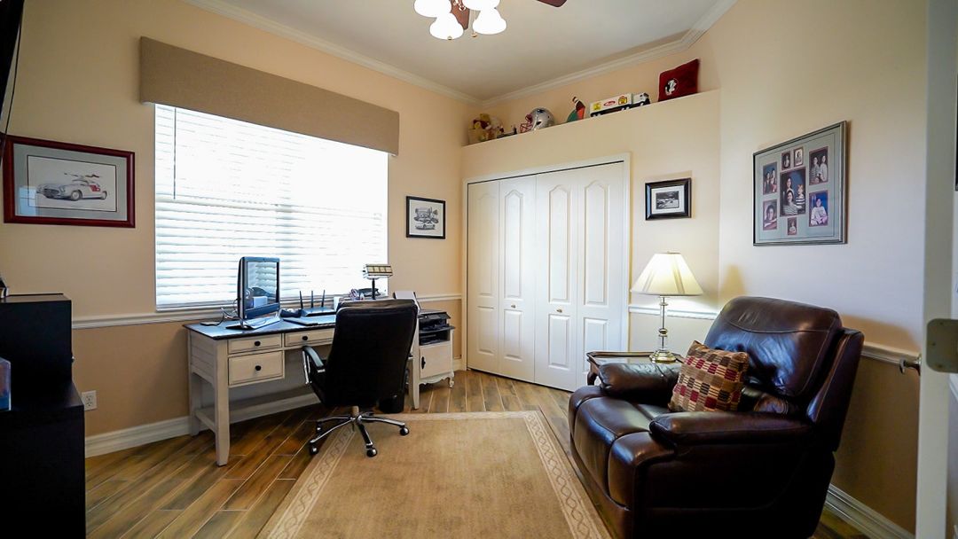 6705 Highland Pines Cir, Fort Myers, FL 33966