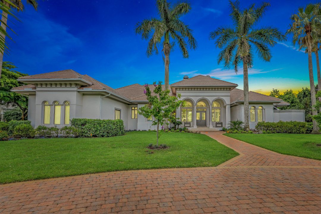 11430 Golden Eagle Ct, Naples, FL 34120