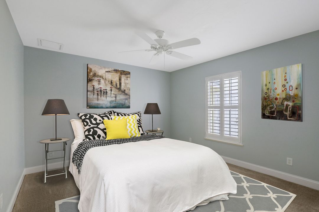 762 Hickory Rd, Naples, FL 34108